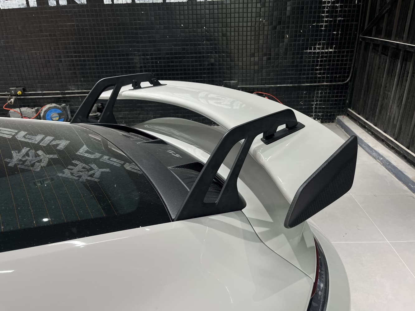 Porsche 992.1/992.2 Rear Spoiler Set – Upgrade to 992.2 GT3 Style Dry Carbon Fiber