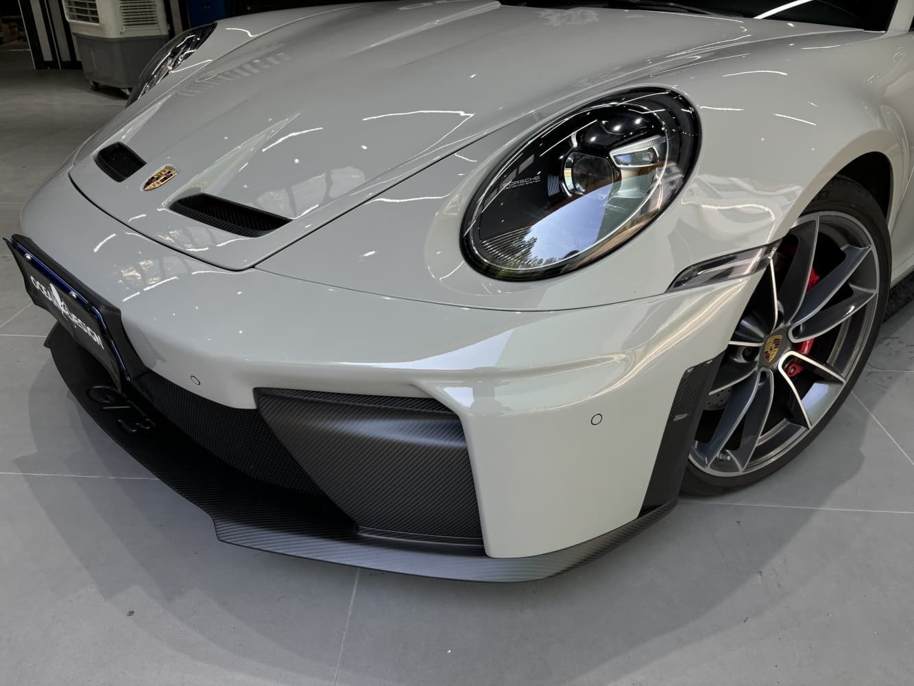 Porsche 992.1/992.2 Hood Bonnet – Upgrade to 992.2 GT3 Style Dry Carbon Fiber