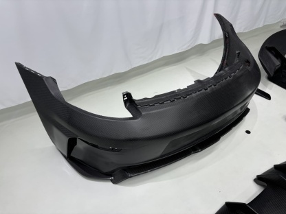 Porsche 992.1 / 992.2 to GT3 Dry Carbon Fiber Upgrade Body Kit – 992.2 GT3 Style Conversion Kit
