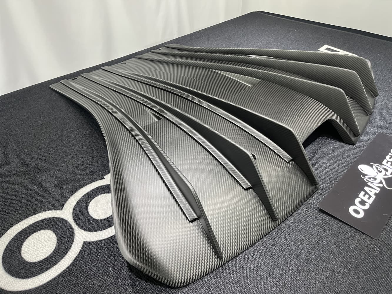Porsche 992.1/992.2 Rear Bumper Set – Upgrade to 992.2 GT3 Style Dry Carbon Fiber