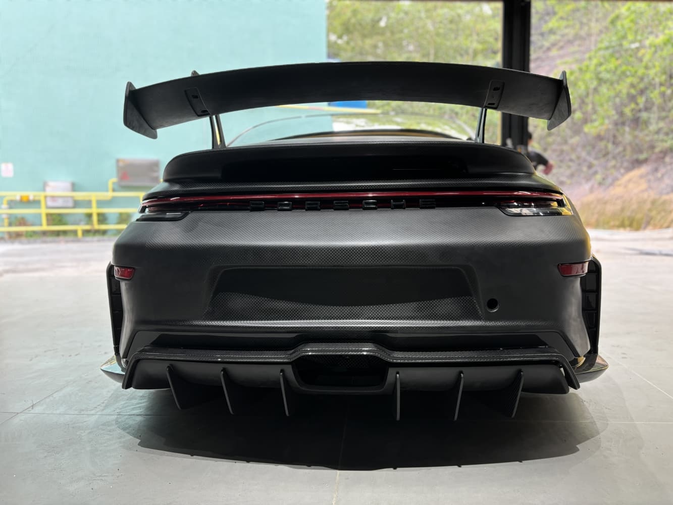 Porsche 992.1/992.2 Rear Bumper Set – Upgrade to 992.2 GT3 Style Dry Carbon Fiber