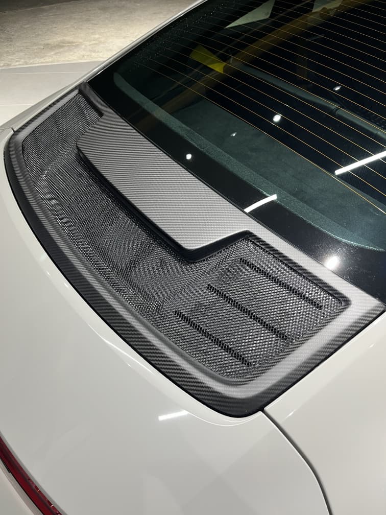 Porsche 992.1/992.2 Wagon Hood – Upgrade to 992.2 GT3 Style Dry Carbon Fiber