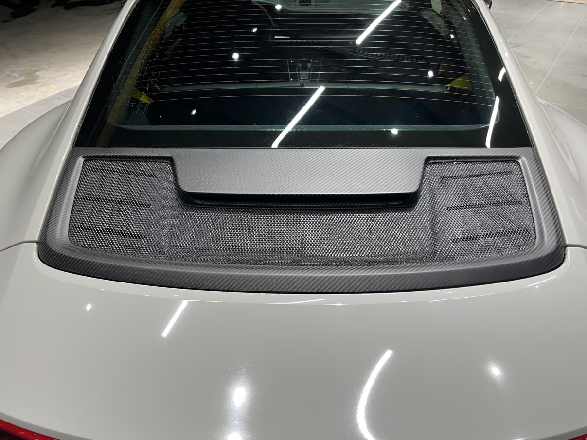 Porsche 992.1/992.2 Wagon Hood – Upgrade to 992.2 GT3 Style Dry Carbon Fiber