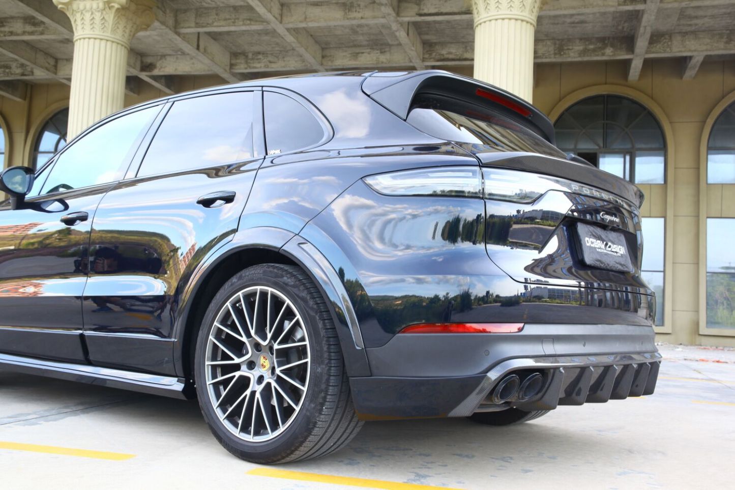 2018-2023 Porsche Cayenne 9Y0.1 Rear Diffuser Dry Carbon Fiber OD Style Bodykit