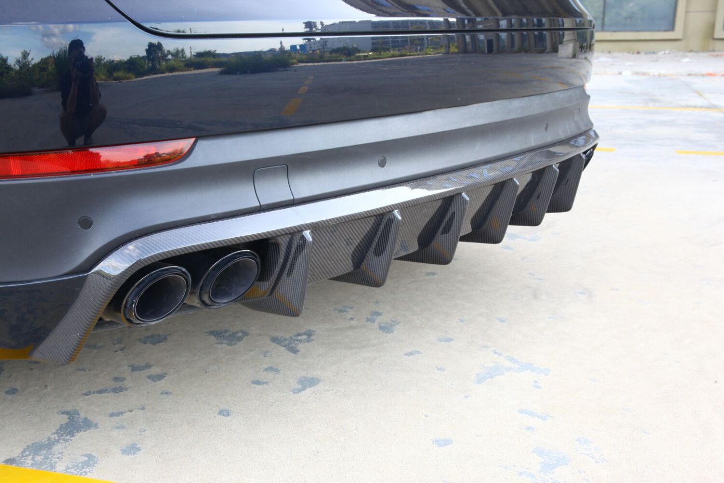 2018-2023 Porsche Cayenne 9Y0.1 Rear Diffuser Dry Carbon Fiber OD Style Bodykit
