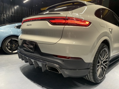 2018-2023 Porsche Cayenne 9Y0.1 Rear Diffuser Dry Carbon Fiber OD Style Bodykit