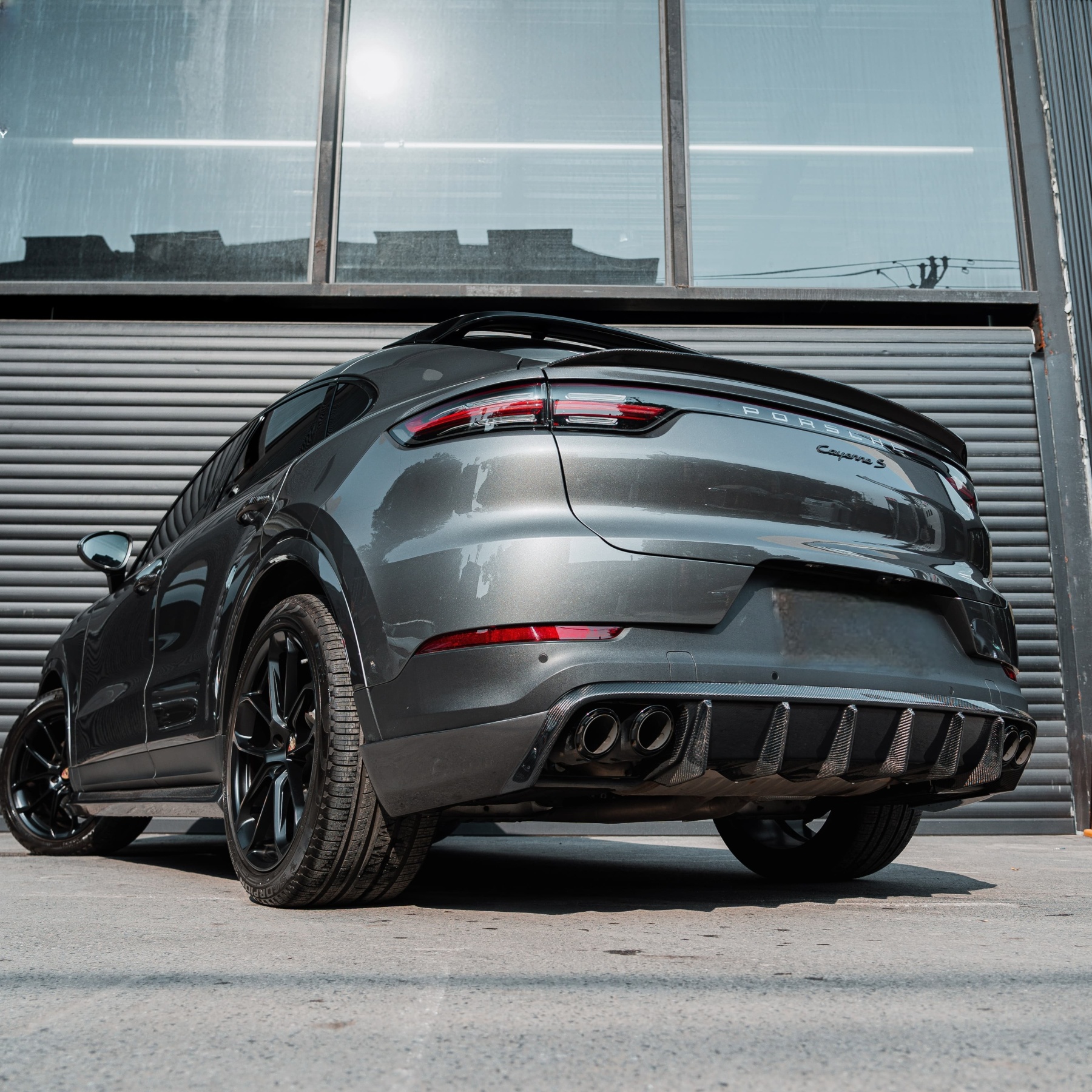 2018-2023 Porsche Cayenne 9Y0.1 Rear Diffuser Dry Carbon Fiber OD Style Bodykit