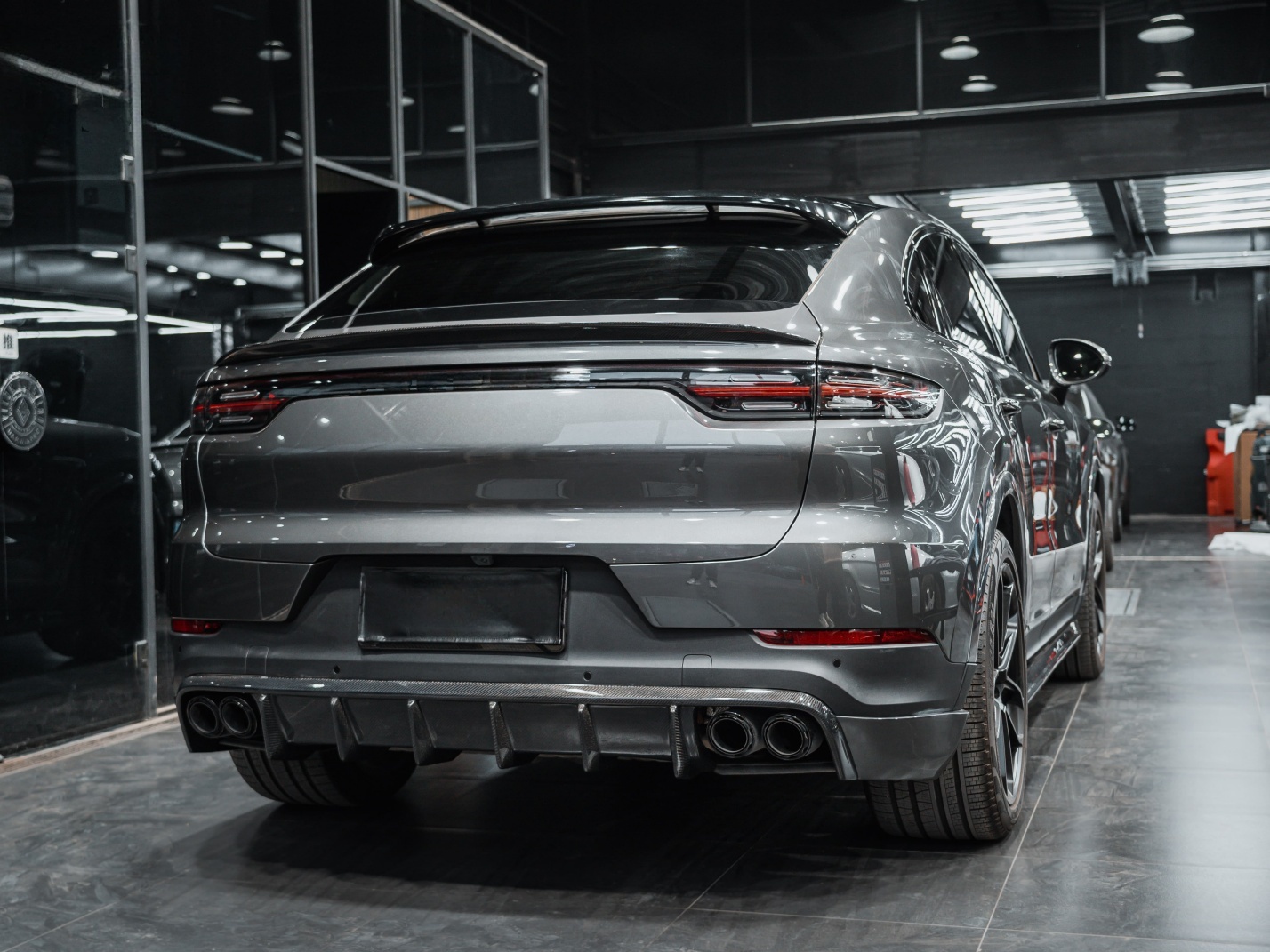 2018-2023 Porsche Cayenne 9Y0.1 Rear Diffuser Dry Carbon Fiber OD Style Bodykit