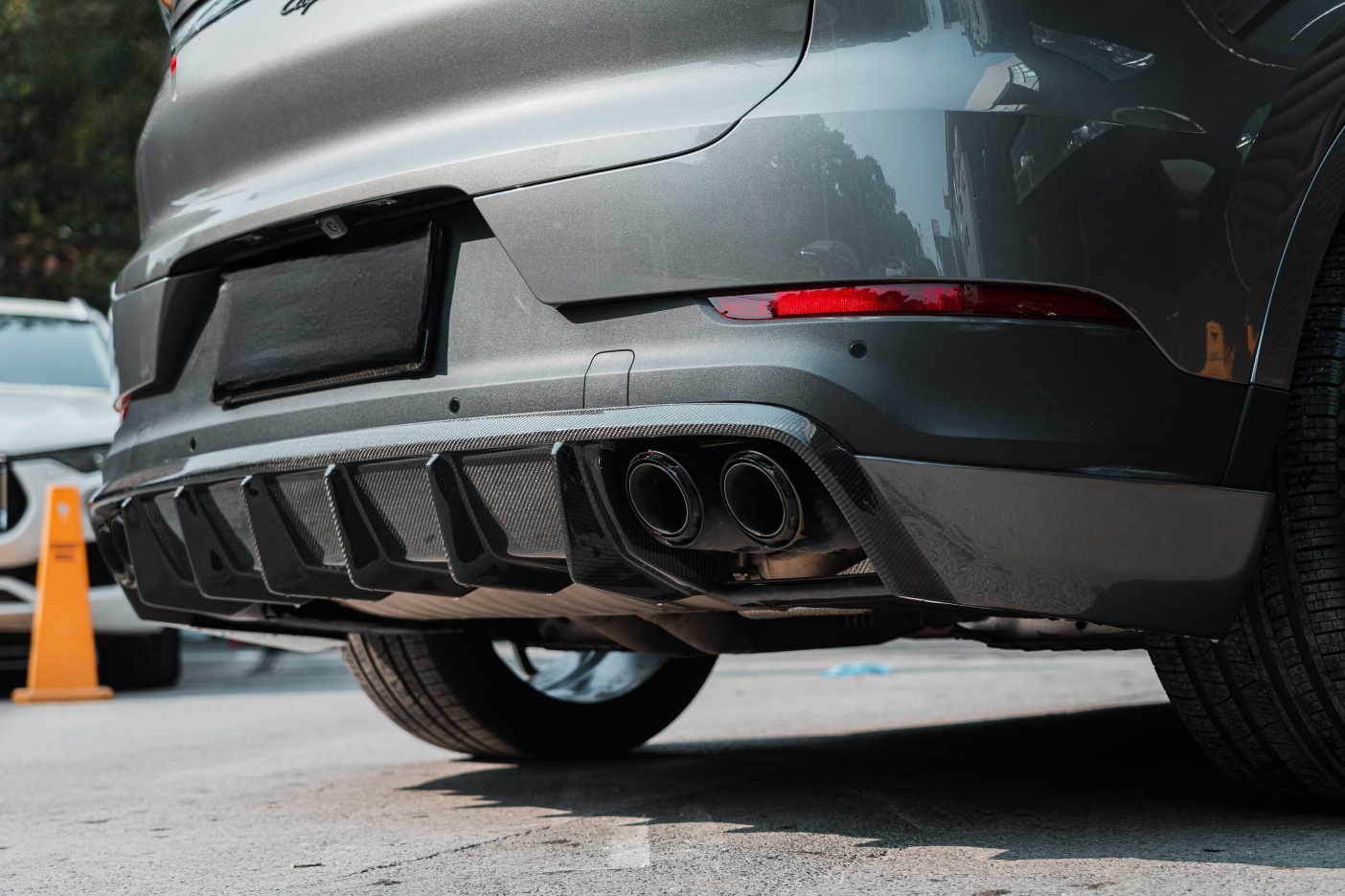 2018-2023 Porsche Cayenne 9Y0.1 Rear Diffuser Dry Carbon Fiber OD Style Bodykit
