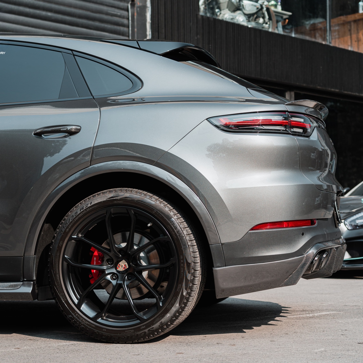2018-2023 Porsche Cayenne 9Y0.1 Rear Diffuser Dry Carbon Fiber OD Style Bodykit