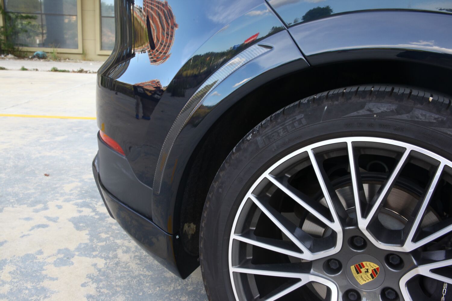 2018-2023 Porsche Cayenne 9Y0.1 OD Style Wheel Arch Trims with Outer Door Panels Dry Carbon