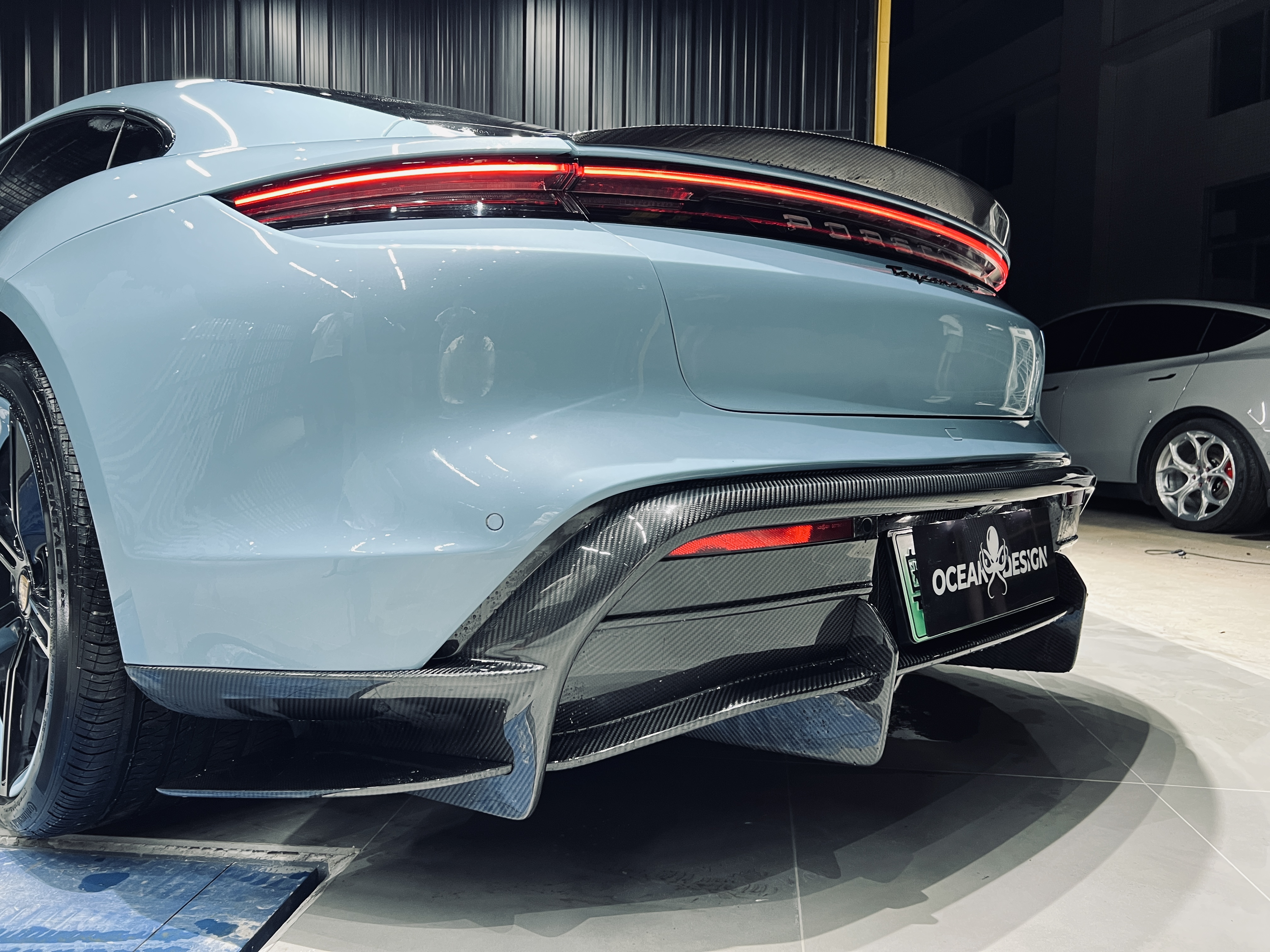2019-2024 Porsche Taycan Rear Diffuser 4/4S/GTS/TURBO Ocean Design Style Dry Carbon Bodykit