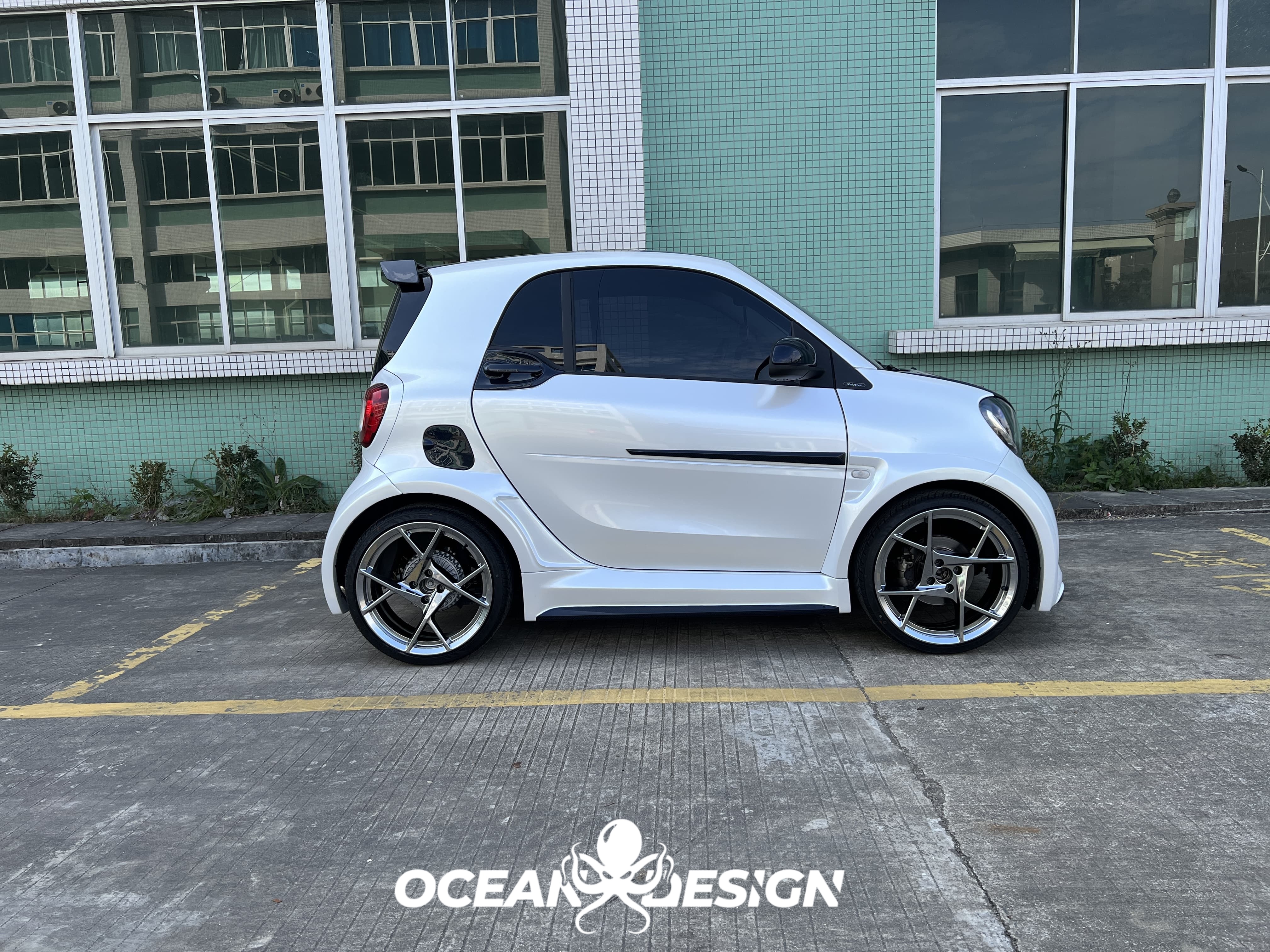 2014–2024 Smart 453 ForTwo MSY Style Side Skirts Dry Carbon