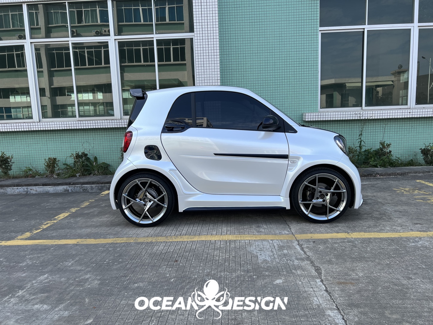 2014–2024 Smart 453 ForTwo MSY Style Side Skirts Dry Carbon