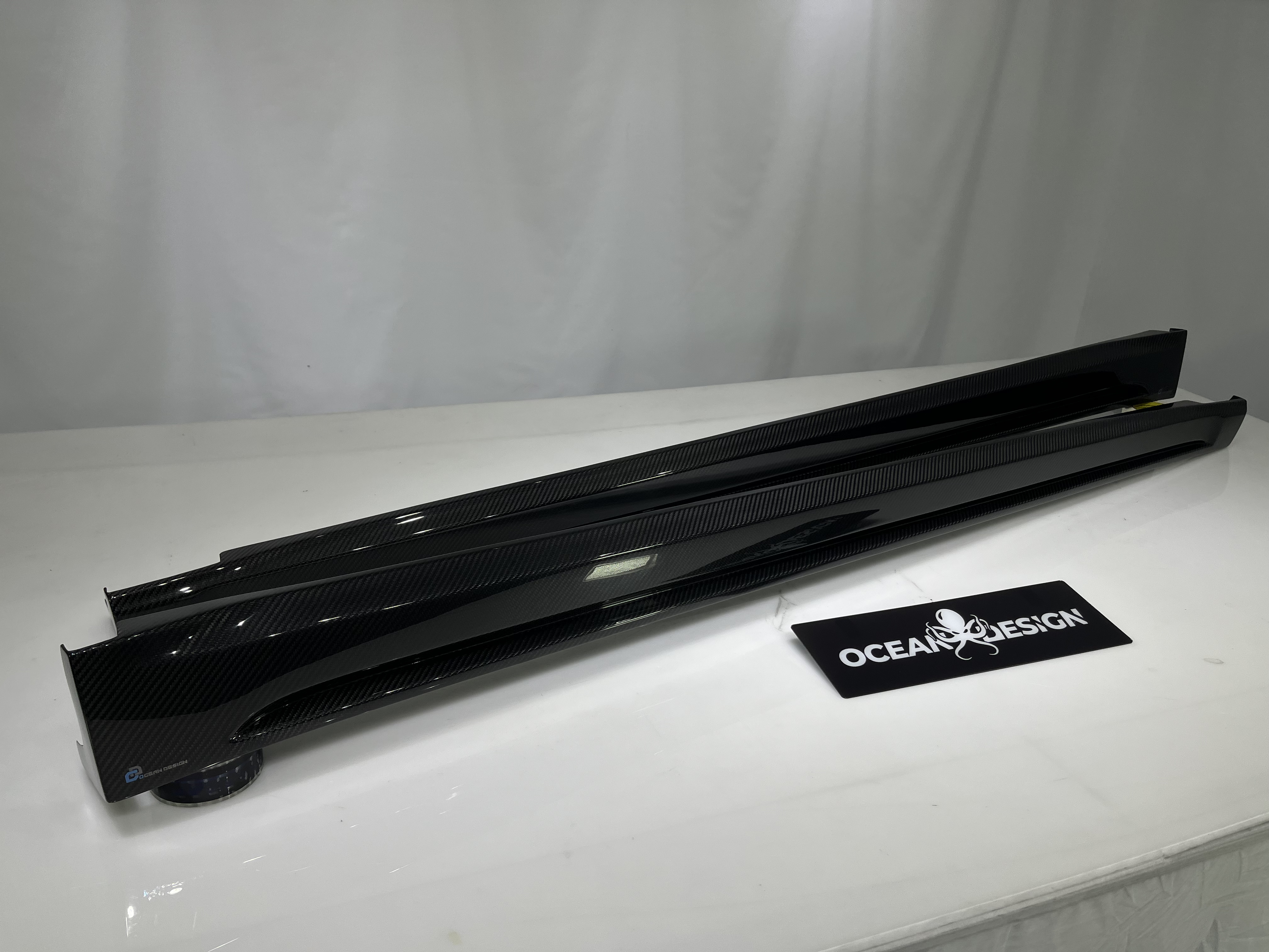 Tesla Model Y 2021-2024 Dry Carbon Fiber Side Skirts Ocean Design Original Series Bodykit