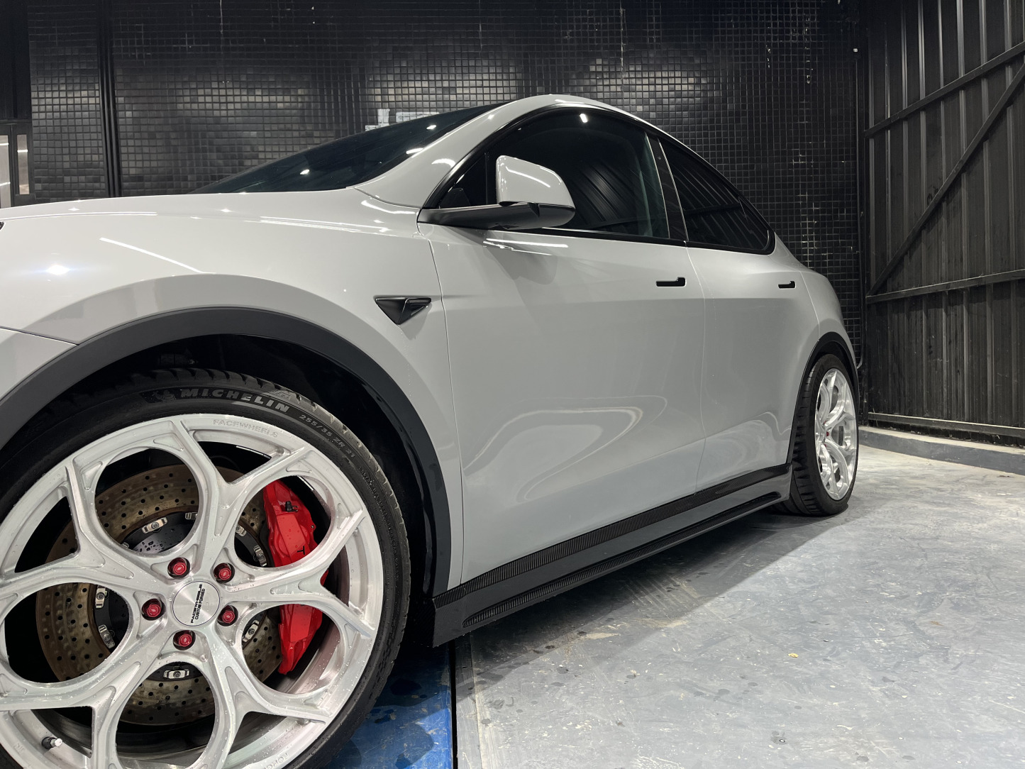 Tesla Model Y 2021-2024 Dry Carbon Fiber Side Skirts Ocean Design Original Series Bodykit