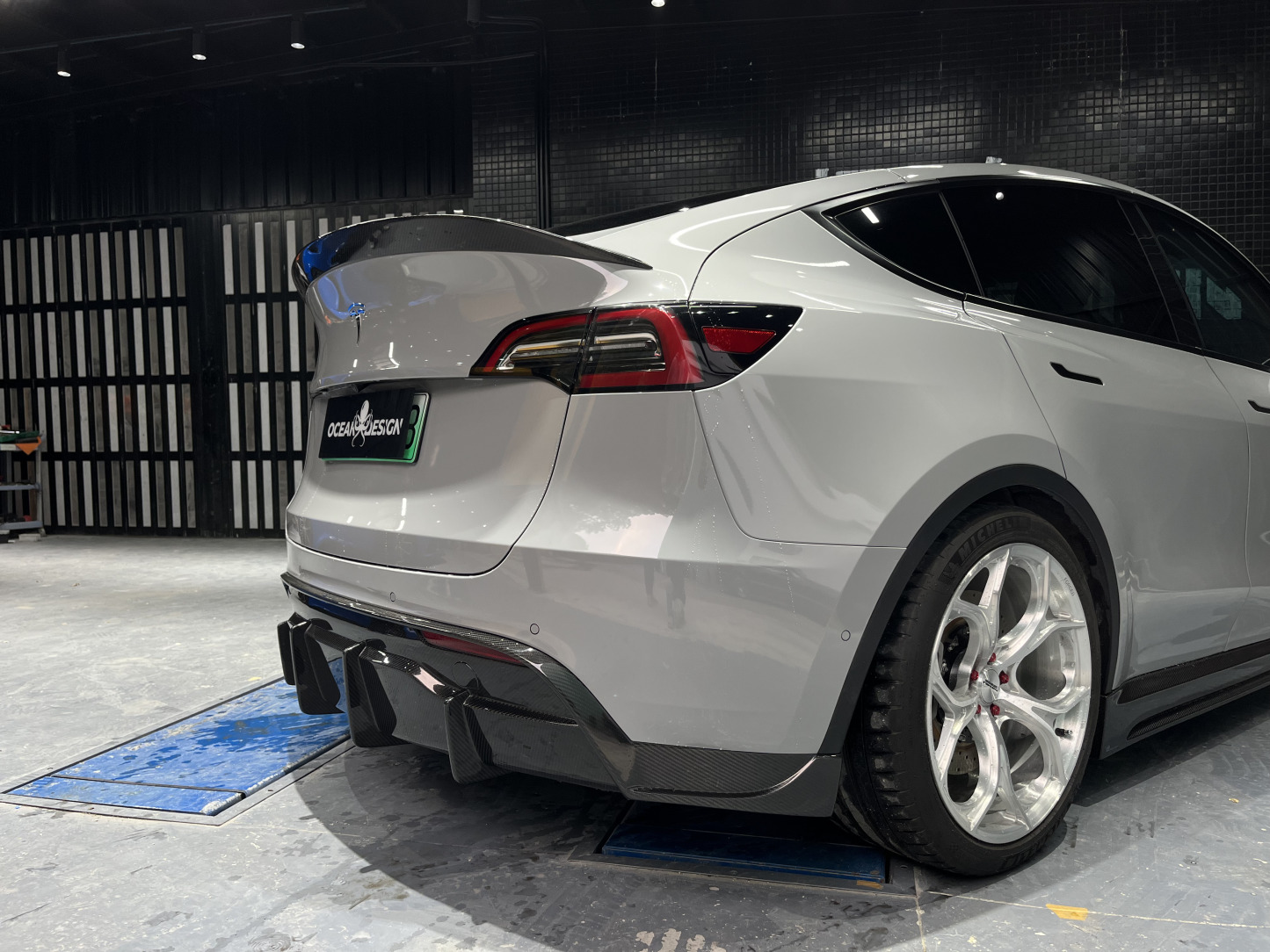 Tesla Model Y 2021-2024 Dry Carbon Fiber Rear Diffuser Ocean Design Original Series Bodykit