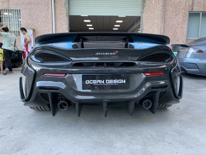 McLaren 540C / 570S to 600LT Style Carbon Fiber Conversion Kit - styling view