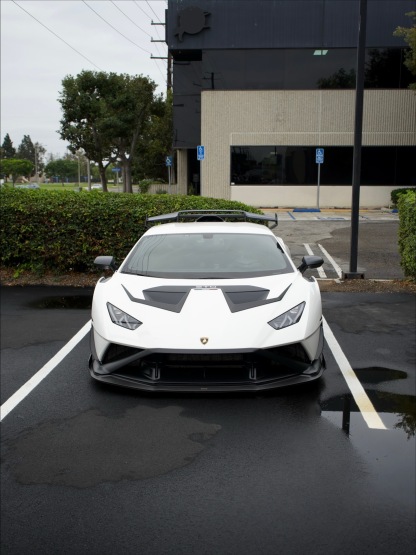 Lamborghini STO V Style Dry Carbon Parts - styling view