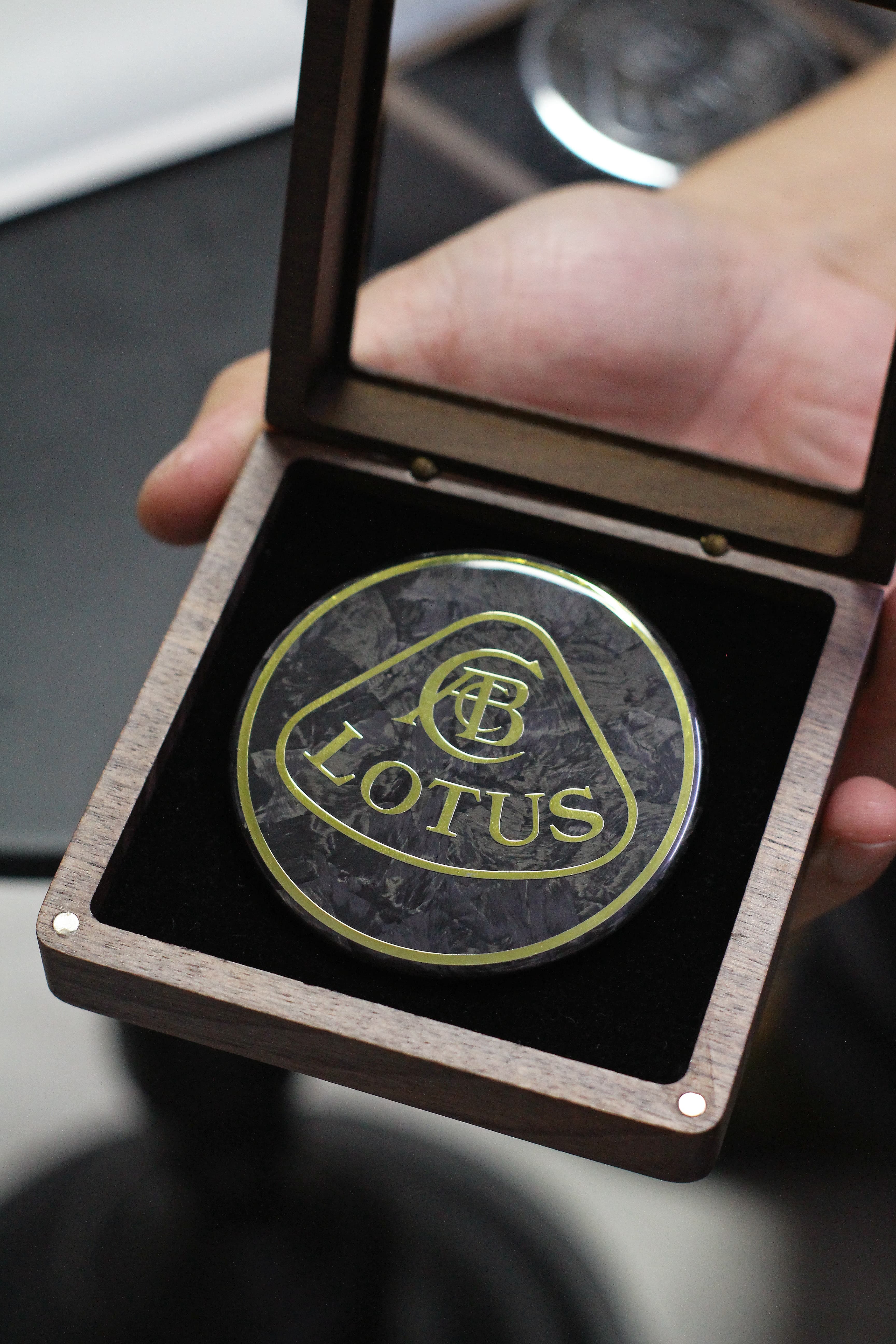 Lotus Emira/Eletre/Emeya Marble-Pattern Dry Carbon Badges - styling view