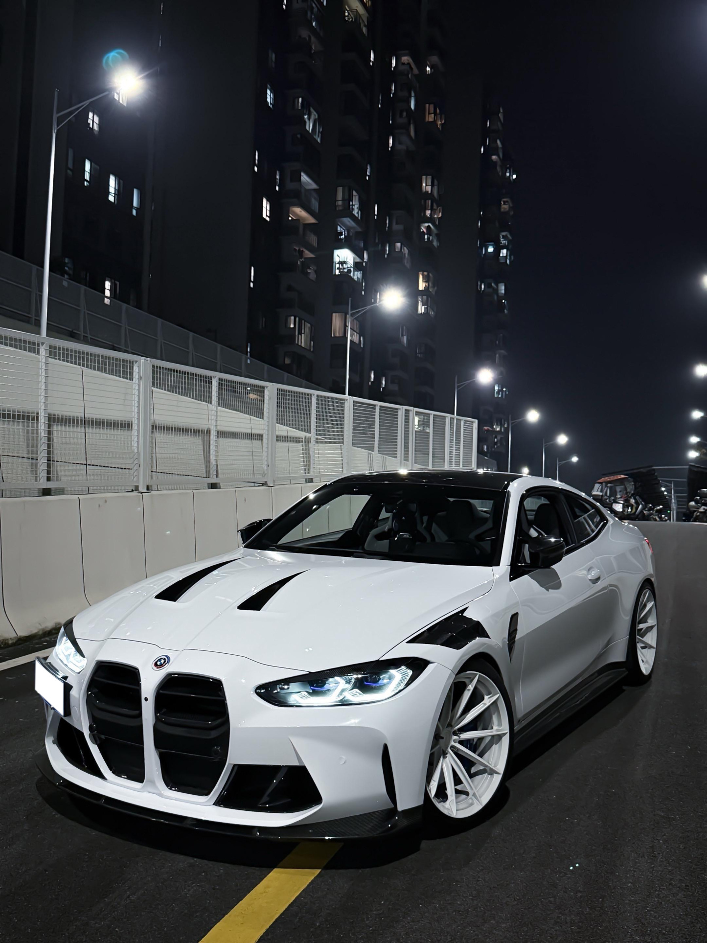 BMW G80 M3/G82 M4 AP Style Dry Carbon Fenders - styling view