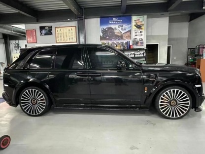 Rolls-Royce Cullinan MSY Generation 2 Style Dry Carbon Body Kit - styling view