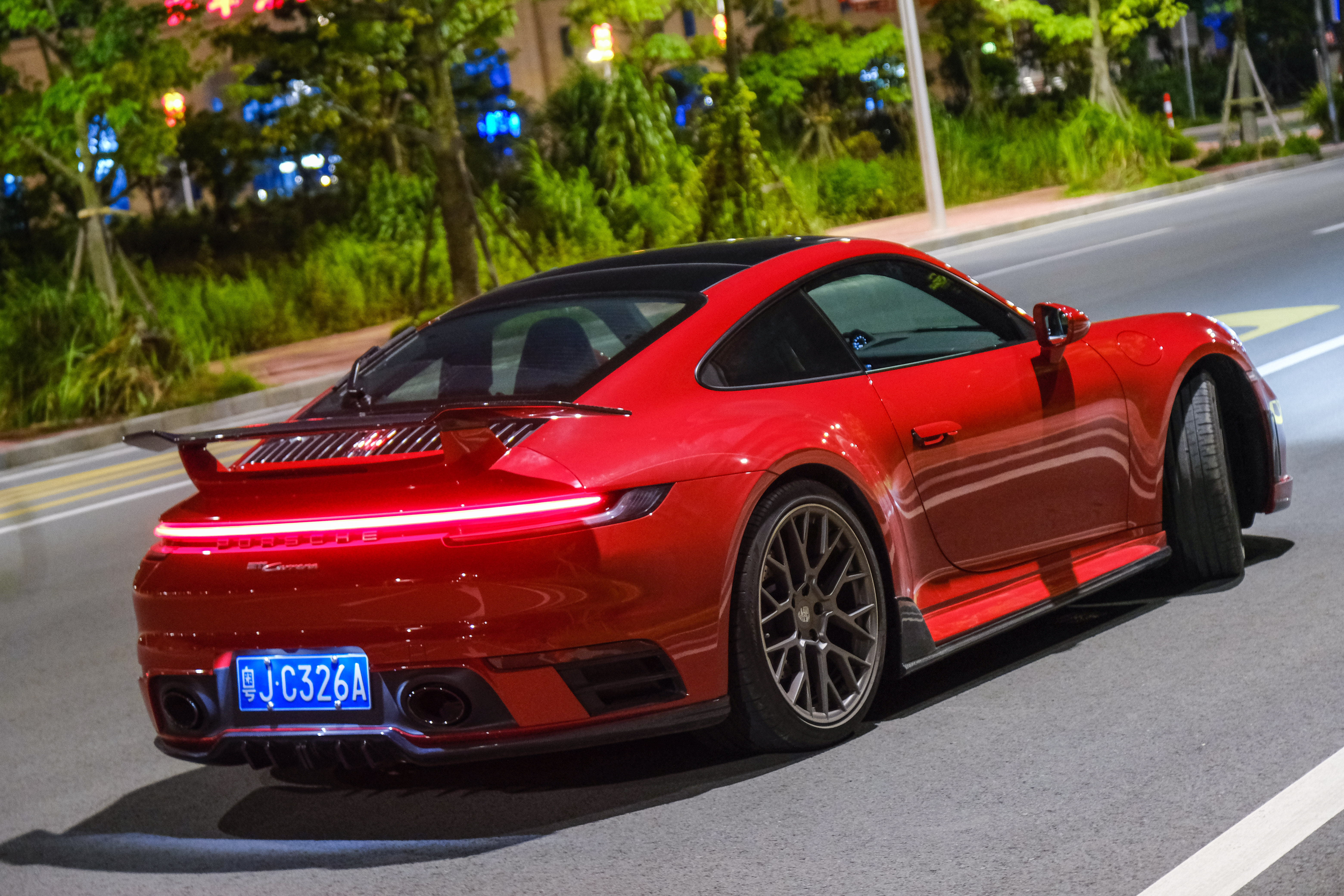 Porsche 911 992.1 Techart Style Carbon Parts - styling view
