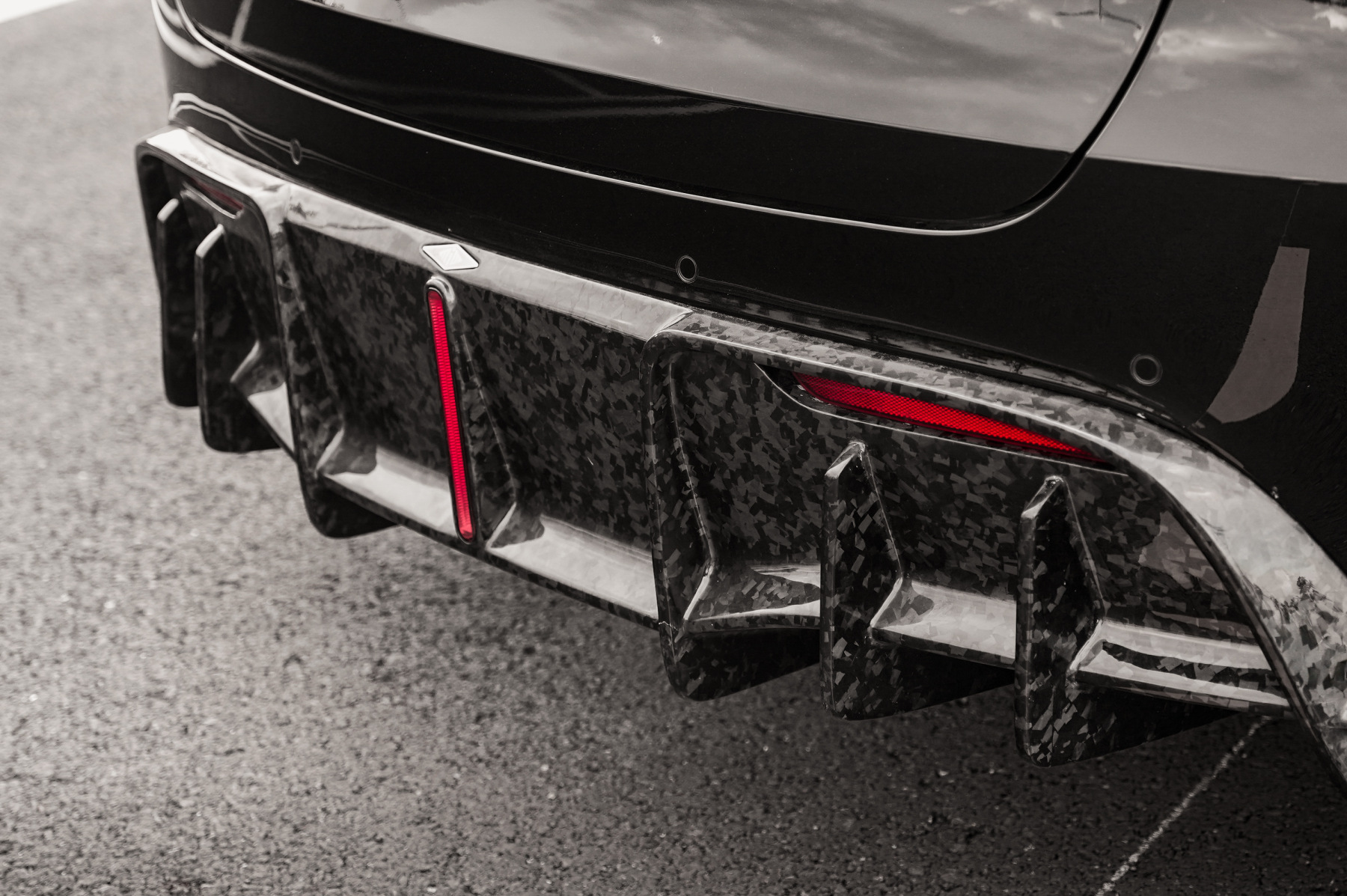 Tesla Model Y Ocean Design Gen 1 Style Dry Carbon Parts - styling view