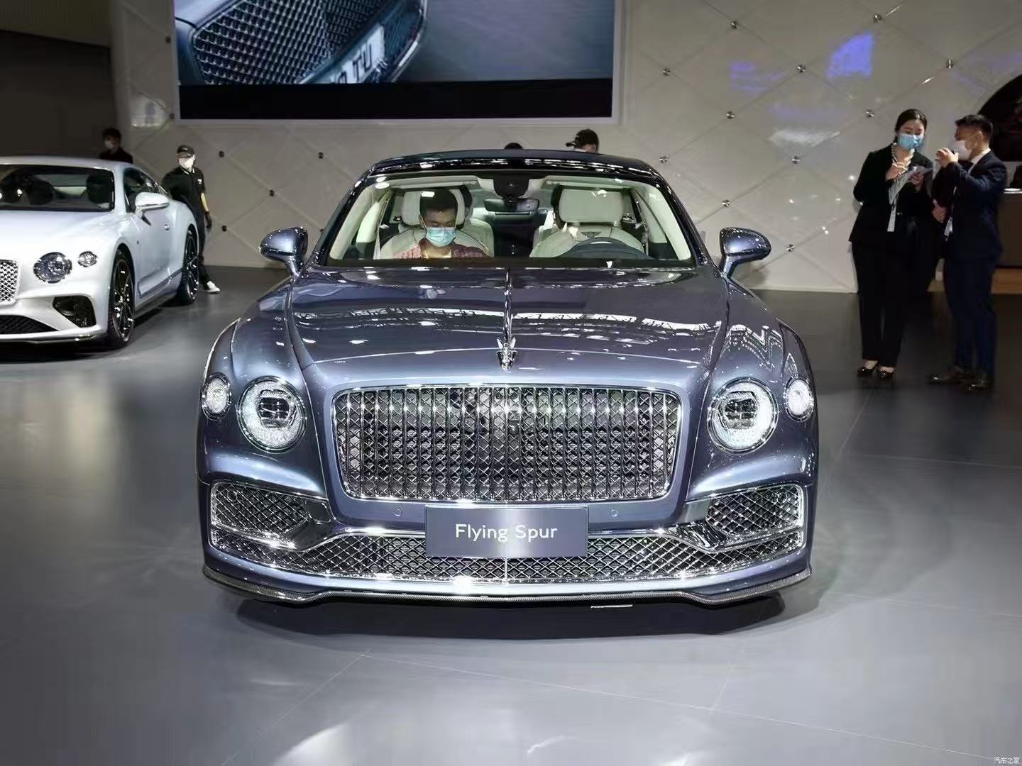 Bentley Flying Spur Edition One Style Carbon Fiber Parts - styling view