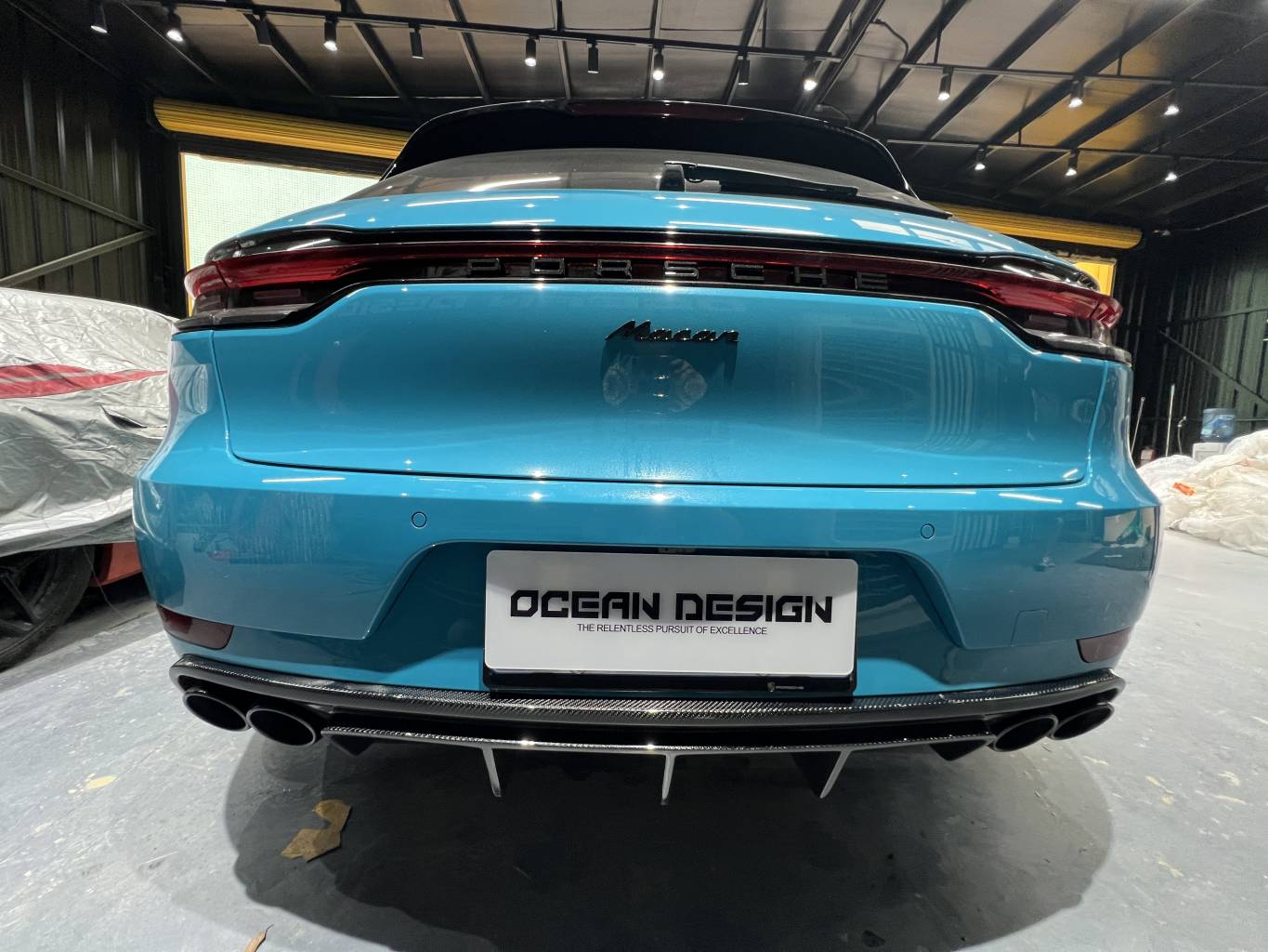 Porsche Macan Turbo ARTISAN Style Parts - styling view