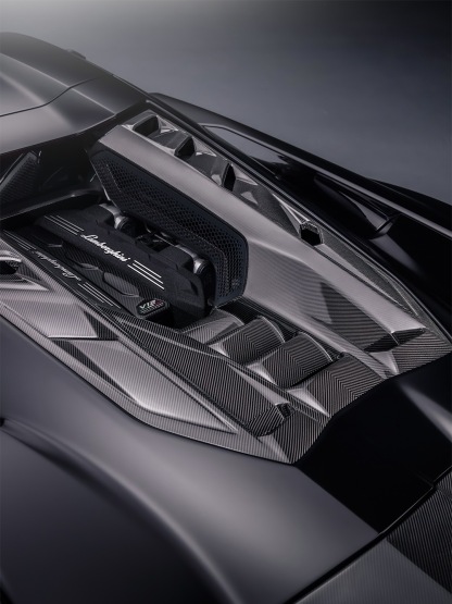 Lamborghini Revuelto R Style Dry Carbon Parts - styling view