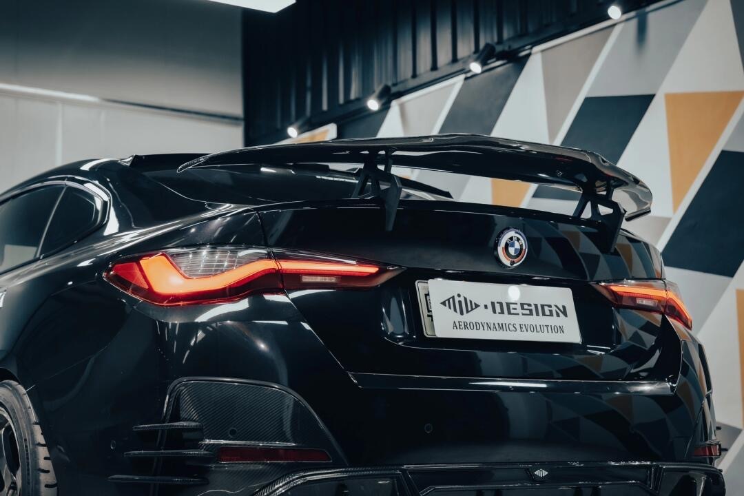 BMW G26 i4 MIW Style Carbon Fiber Parts - styling view