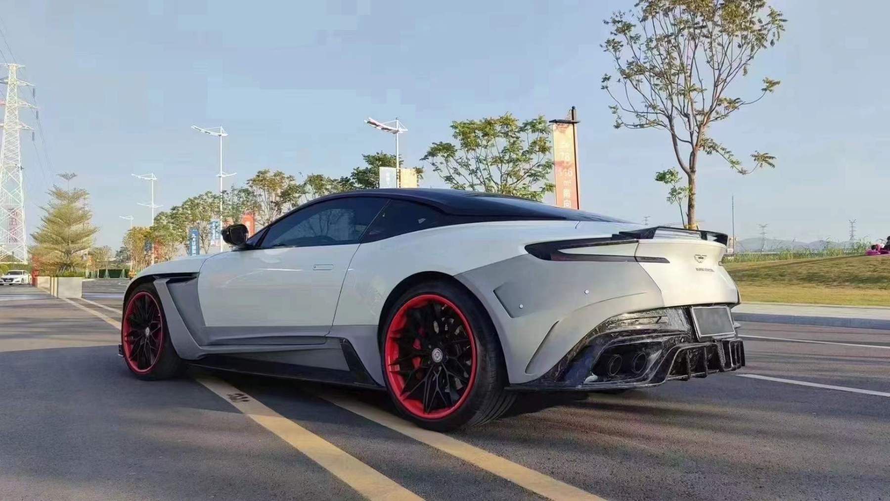 Aston Martin DB11 MSY Style Parts - styling view