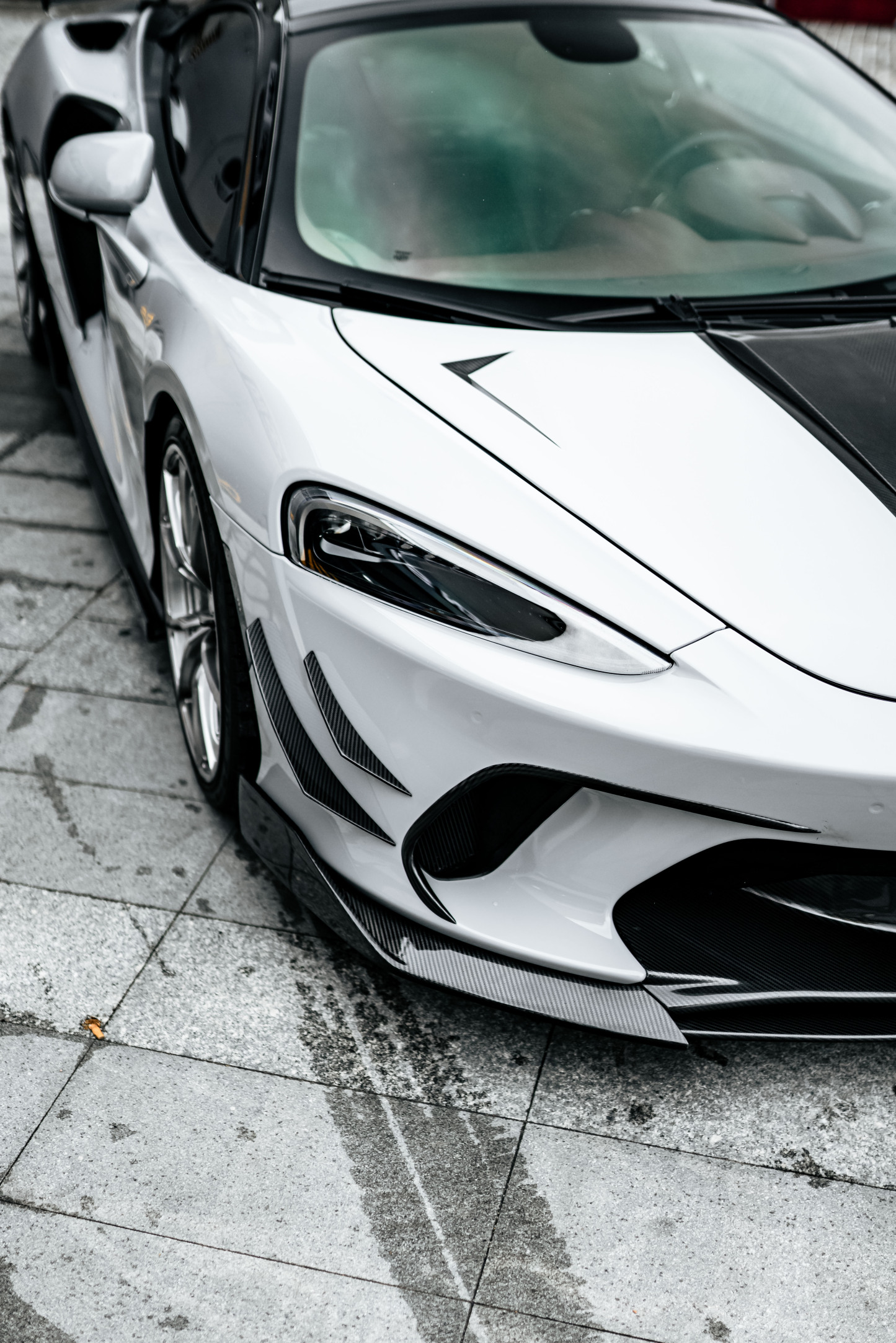 McLaren GT Dry Carbon Parts - styling view