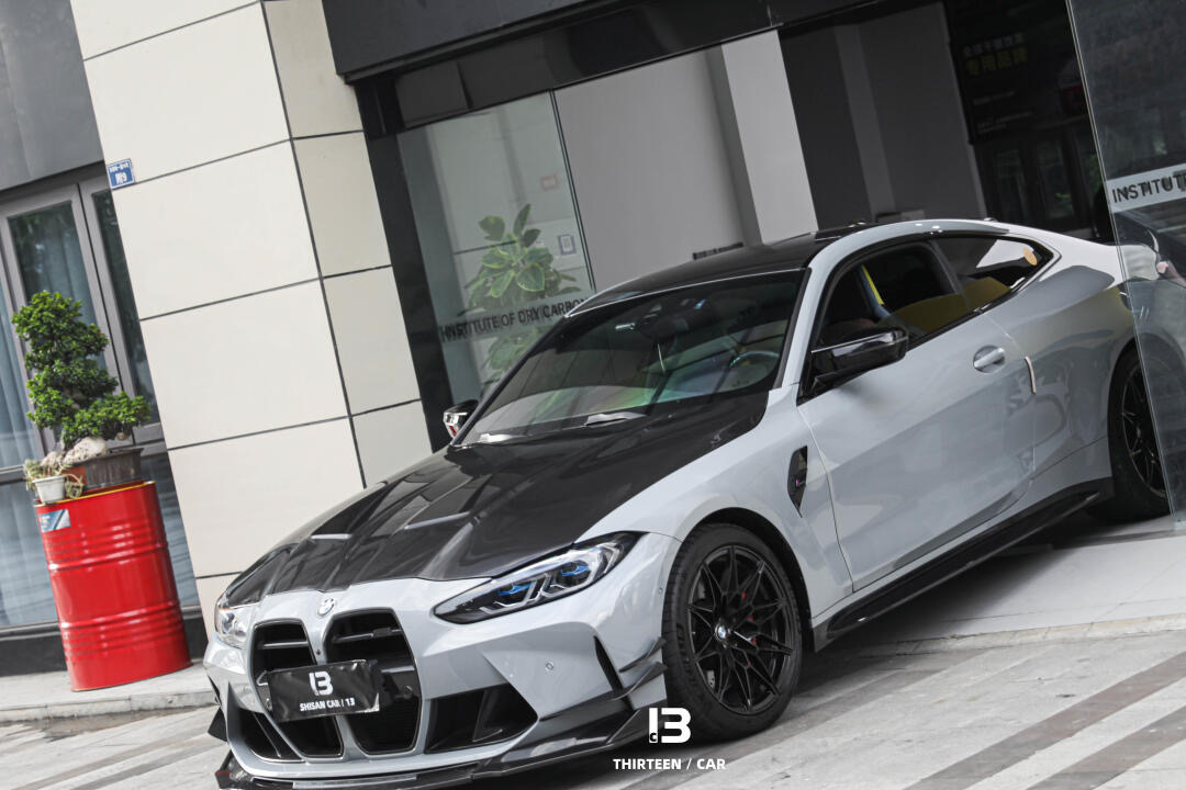 BMW G80 M3/G82 M4 AP Style Vented Dry Carbon Hood - styling view