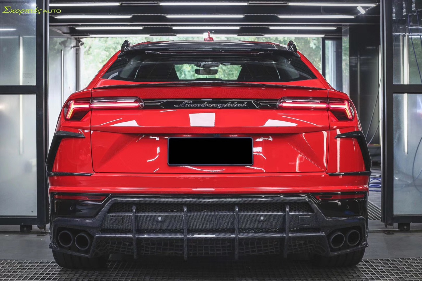 Lamborghini Urus Topcar Style Dry Carbon Parts - styling view