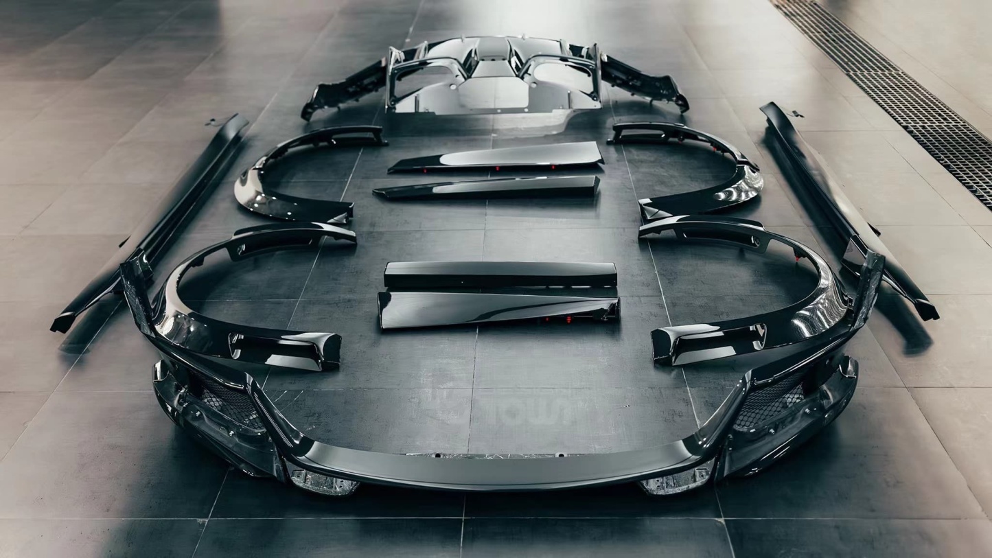 Ferrari Purosangue OEM Style Dry Carbon Parts - styling view