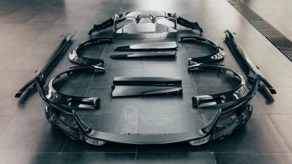 Ferrari Purosangue OEM Style Dry Carbon Parts - styling view