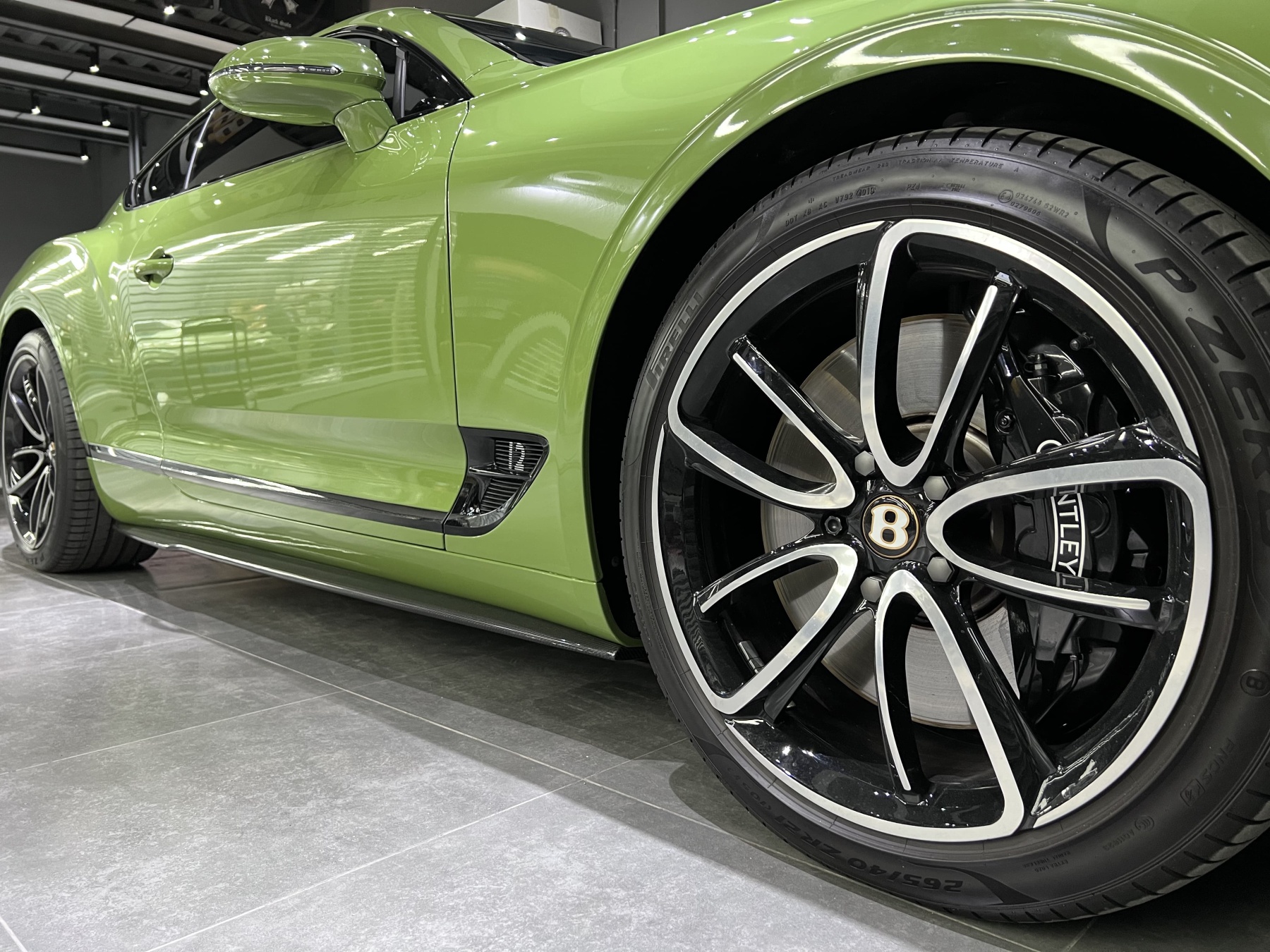 Bentley Continental GT Edition One Style Dry Carbon Parts - styling view