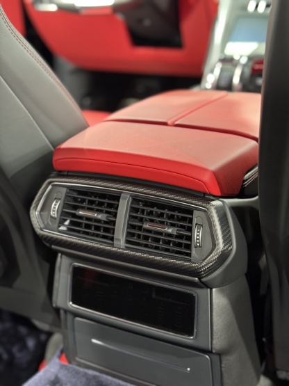 Lamborghini Urus Topcar Style Dry Carbon Parts - styling view