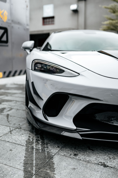 McLaren GT Dry Carbon Parts - styling view