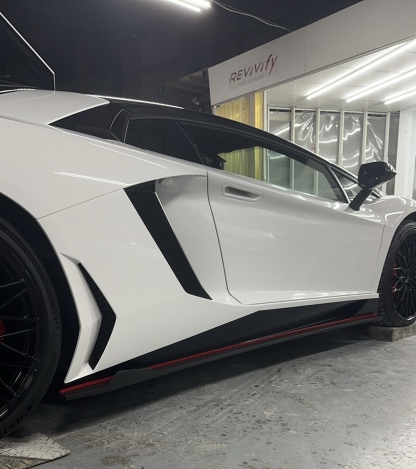 Lamborghini LP700 / LP720 / LP750 LB Style Carbon Fiber Parts - styling view