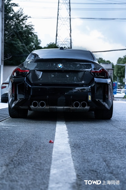 BMW G87 M2 AP Style Dry Carbon Parts - styling view