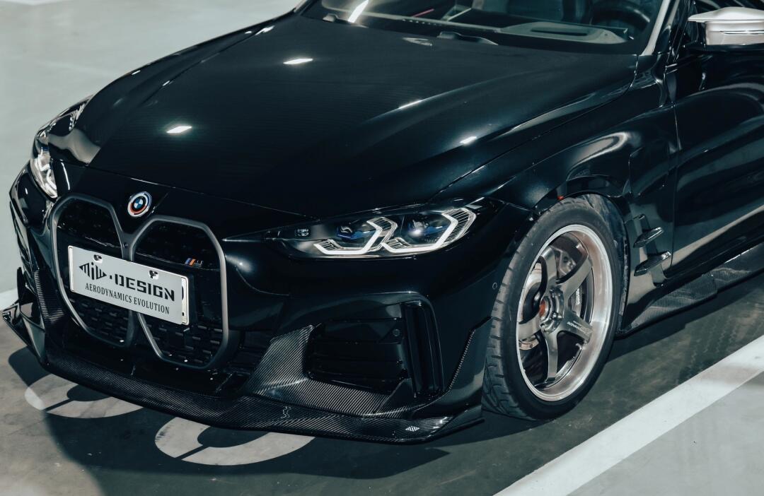 BMW G26 i4 MIW Style Carbon Fiber Parts - styling view