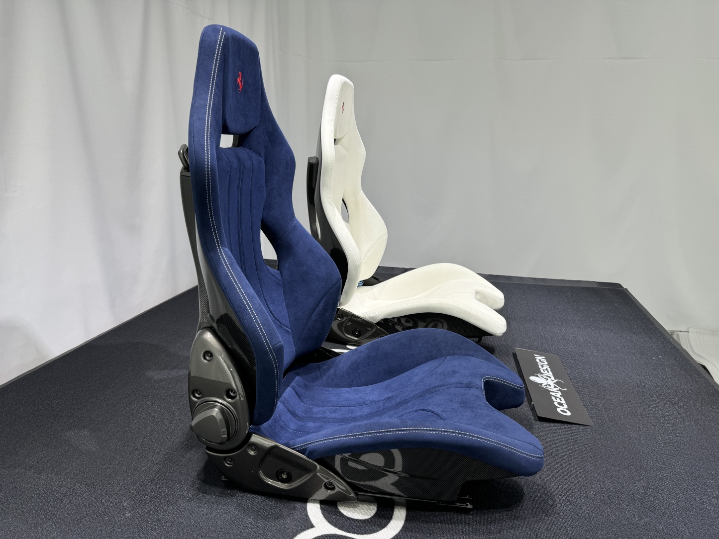 Ferrari F430/458/488/F8 Style Dry Carbon Bucket Seat - styling view