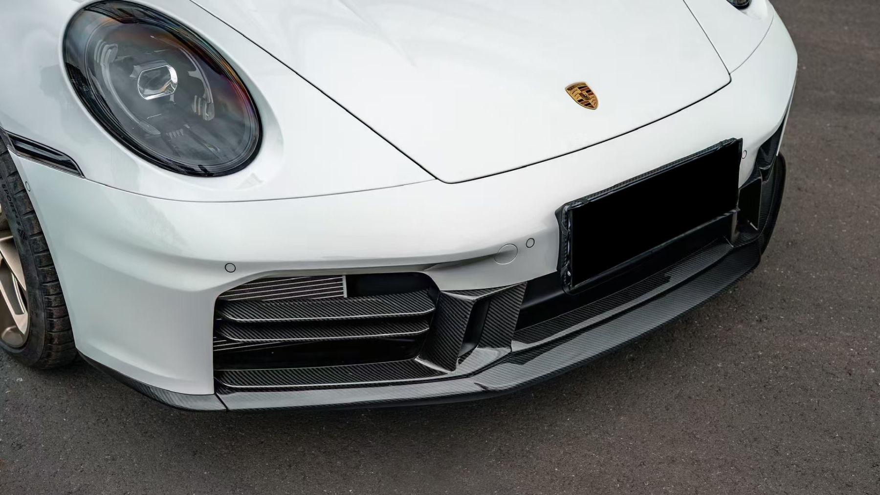 Porsche 911 992.2 OEM Style Dry Carbon Parts - styling view