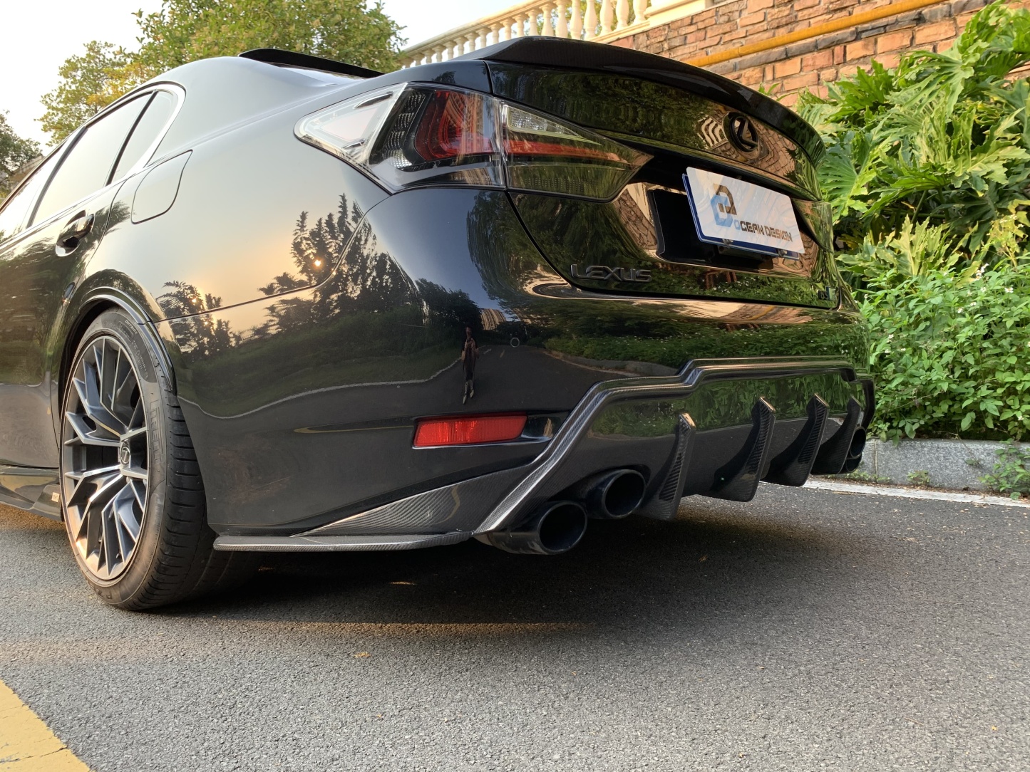 Lexus GS F/GS200/GS300 TOM'S Style Carbon Parts - styling reference for Rear Corner Pieces