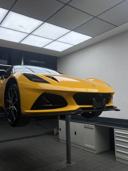 Lotus Emira Ocean Design Style Dry Carbon Parts - styling view