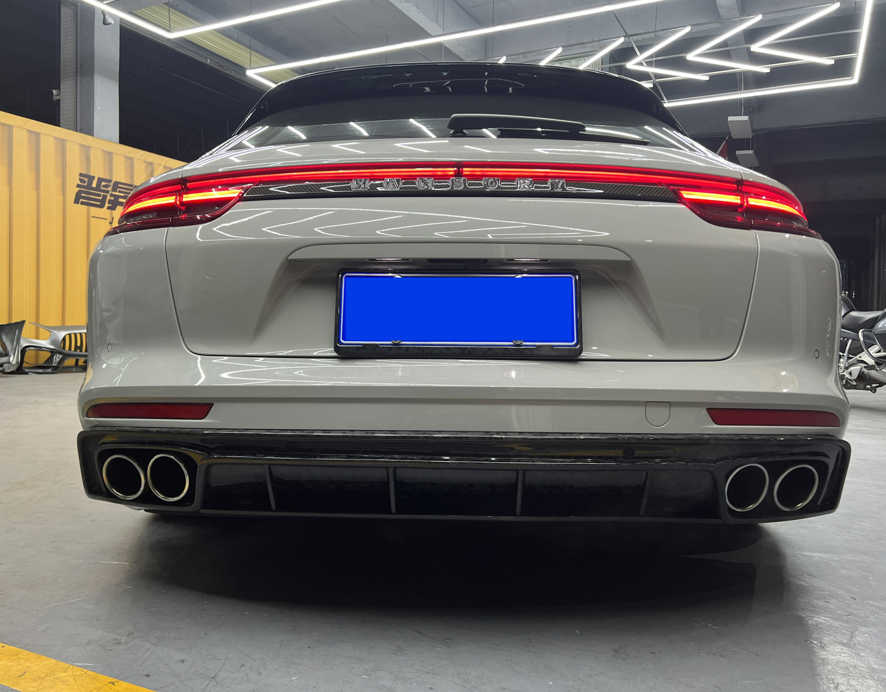 Porsche Panamera 971 OD Style Dry Carbon Parts - styling view