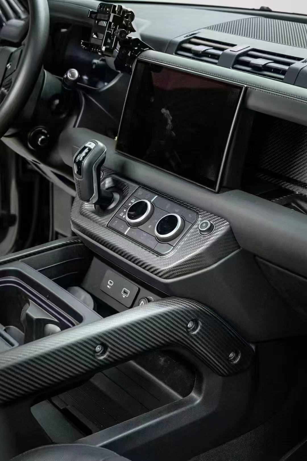 Land Rover Defender Dry Carbon Trim Parts - styling view
